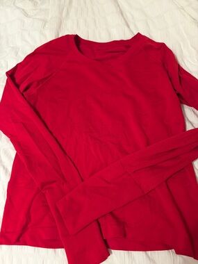 lululemon athletica Long Sleeve Tee in Bright Red